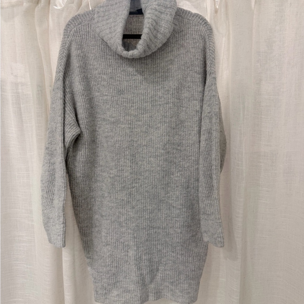 Cozy oversized Gray Turtleneck Sweater fits like M-L